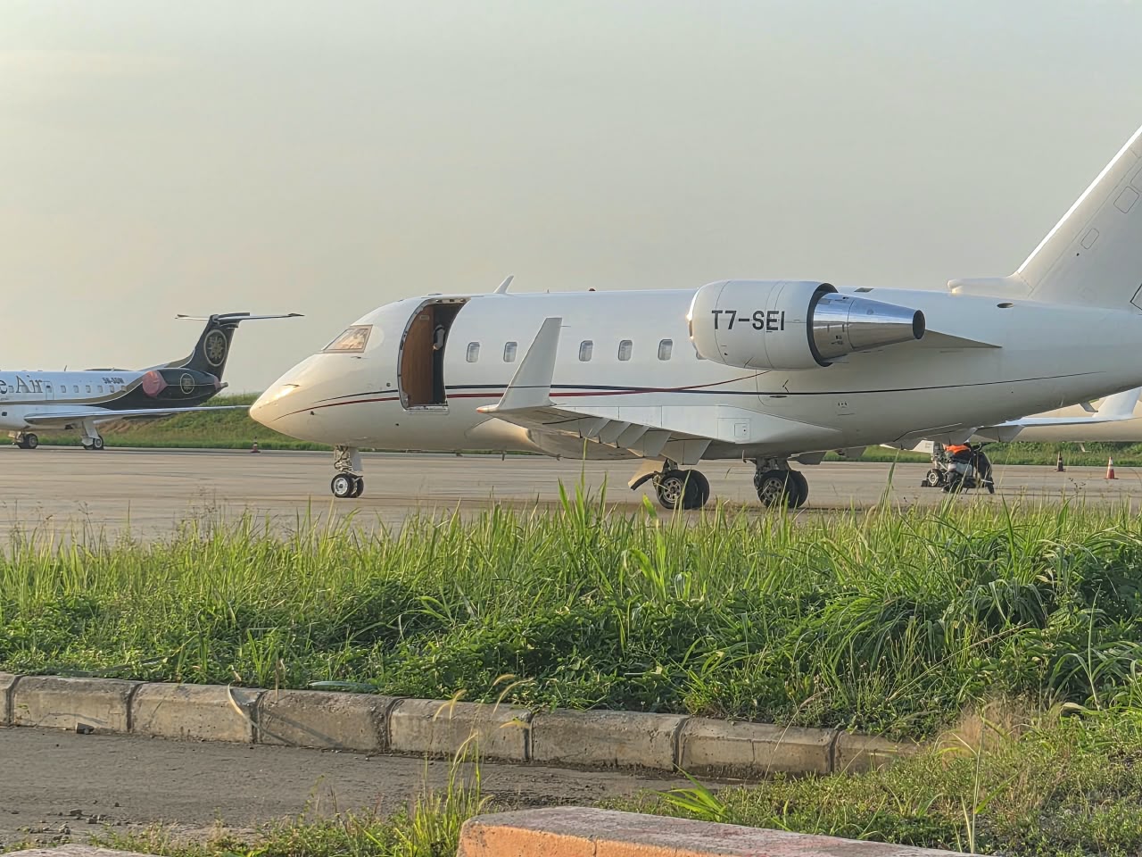 Nigerian Safety Investigation Bureau probes Challenger 604 door separation on Abuja‑Lagos